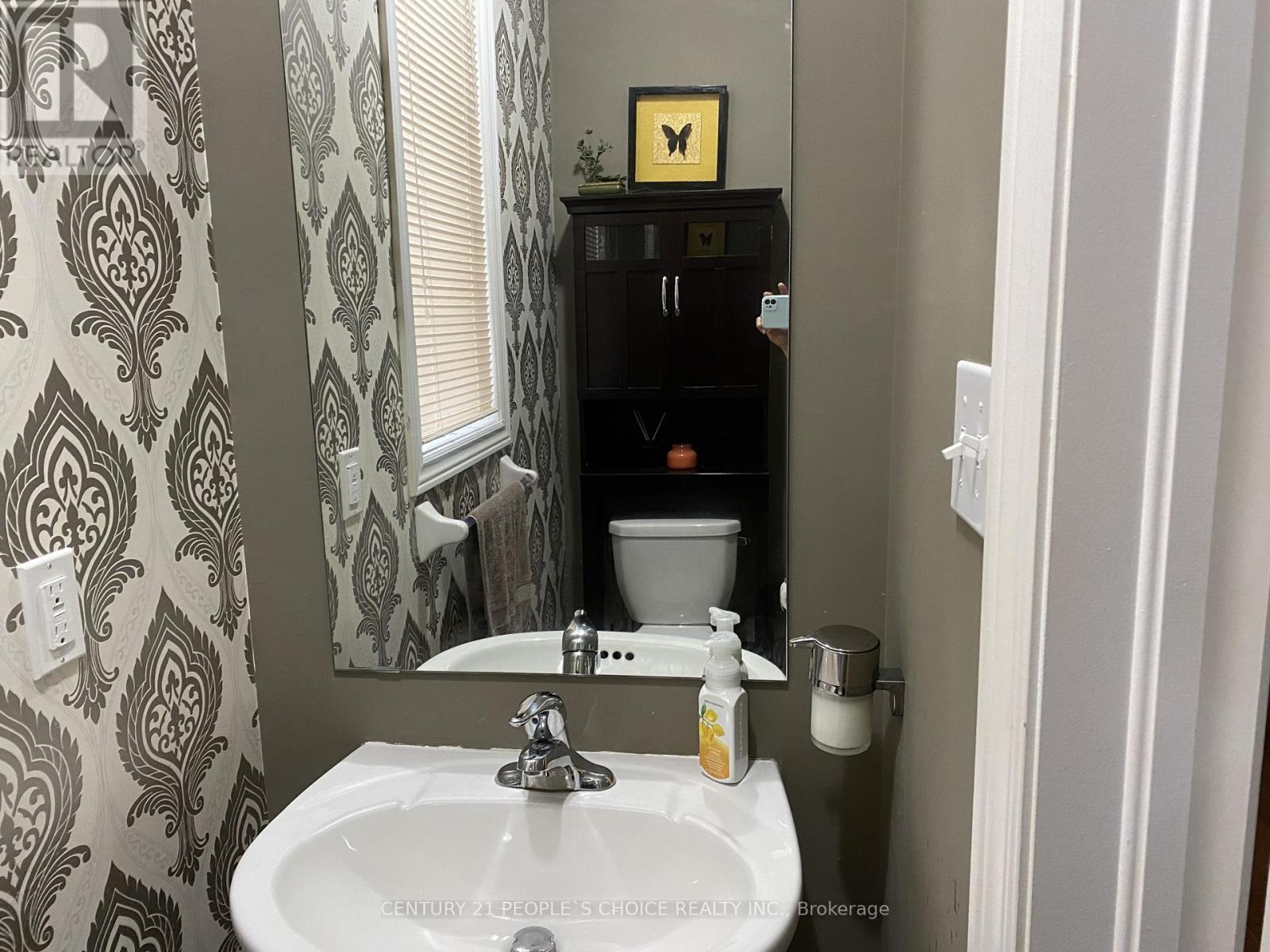 Photo 4 of 4757 Bluefeather Lane, Mississauga ON