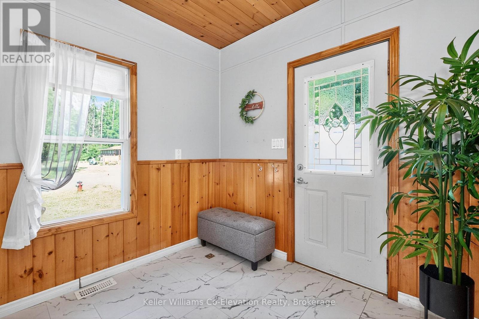Photo 4 of 51 5263 Elliott Side Road, Tay ON