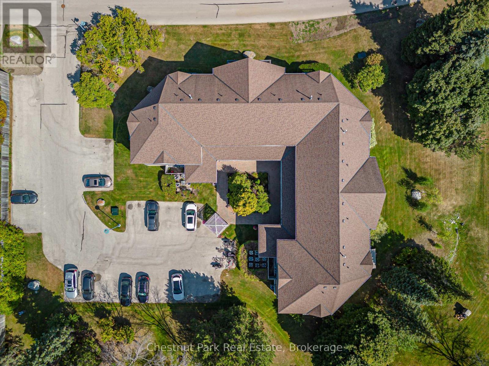 Photo 45 of 701 Johnston Park Avenue, Collingwood ON