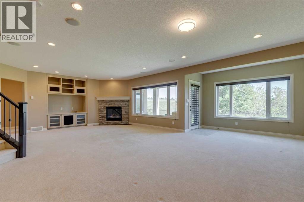 Single Family House for Sale in  Tuscany Ravine Heights NW Tuscany Calgary 