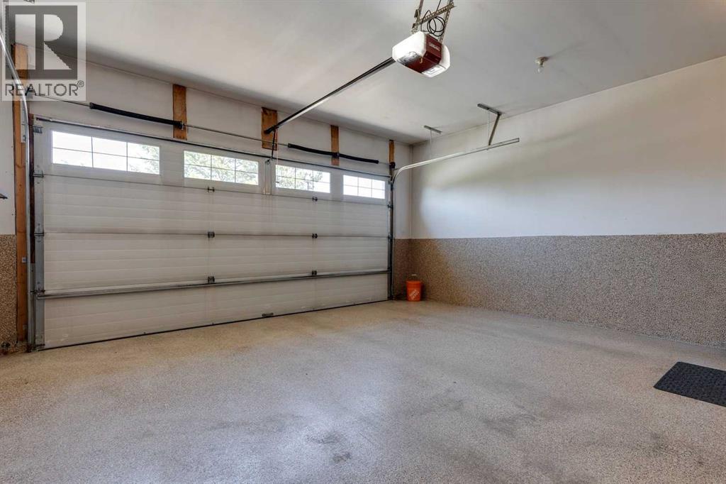 Single Family House for Sale in  Tuscany Ravine Heights NW Tuscany Calgary 