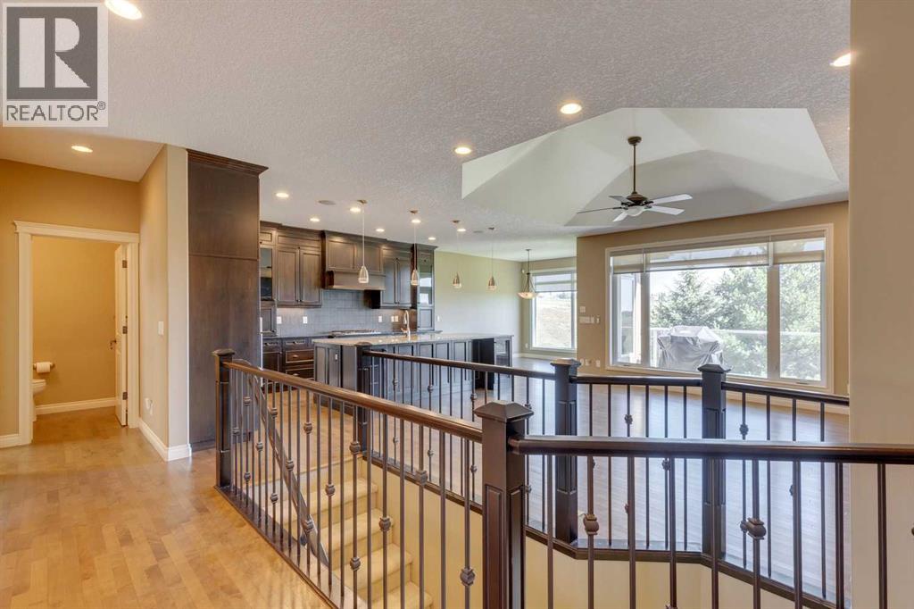 Single Family House for Sale in  Tuscany Ravine Heights NW Tuscany Calgary 