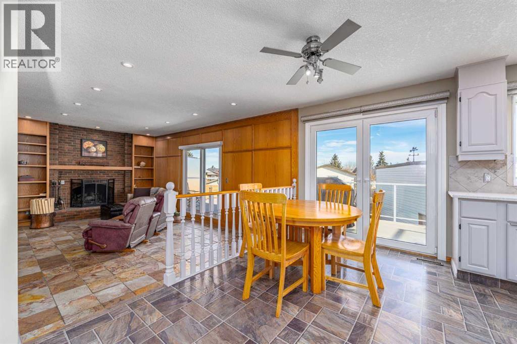 Single Family House for Sale in  Templevale Place NE Temple Calgary 