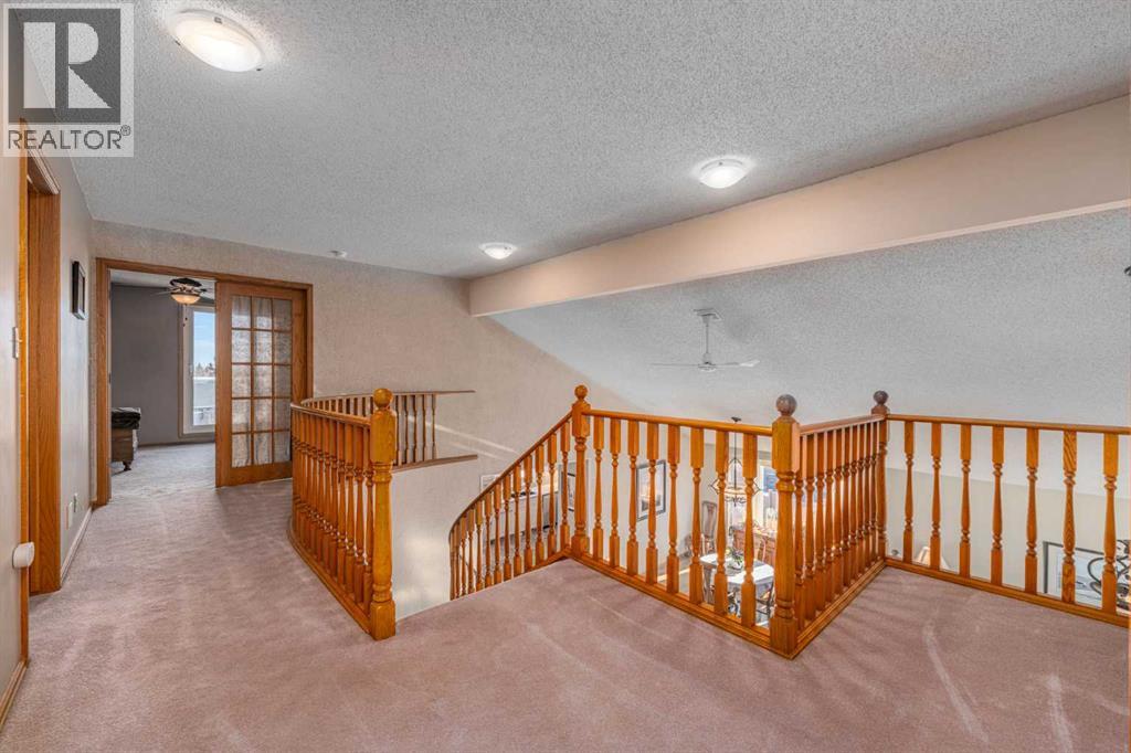 Single Family House for Sale in  Templevale Place NE Temple Calgary 