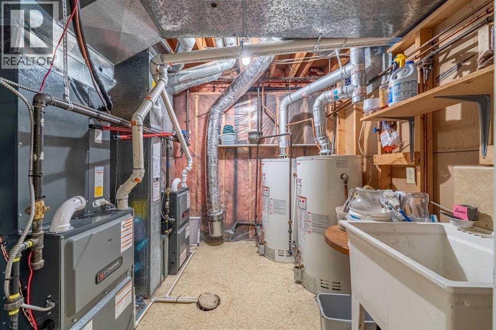 Single Family House for Sale in  Templevale Place NE Temple Calgary 