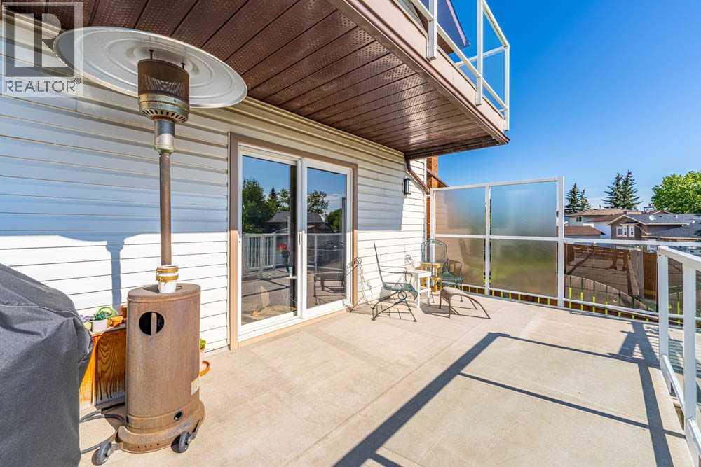 Single Family House for Sale in  Templevale Place NE Temple Calgary 