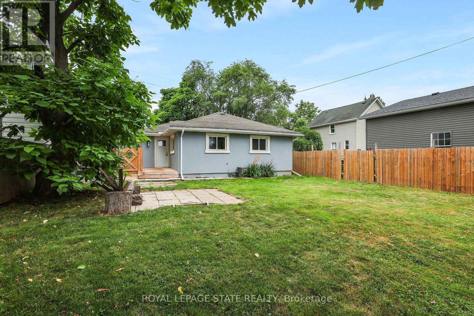 Photo 27 of 6 Lincoln Avenue, Grimsby ON