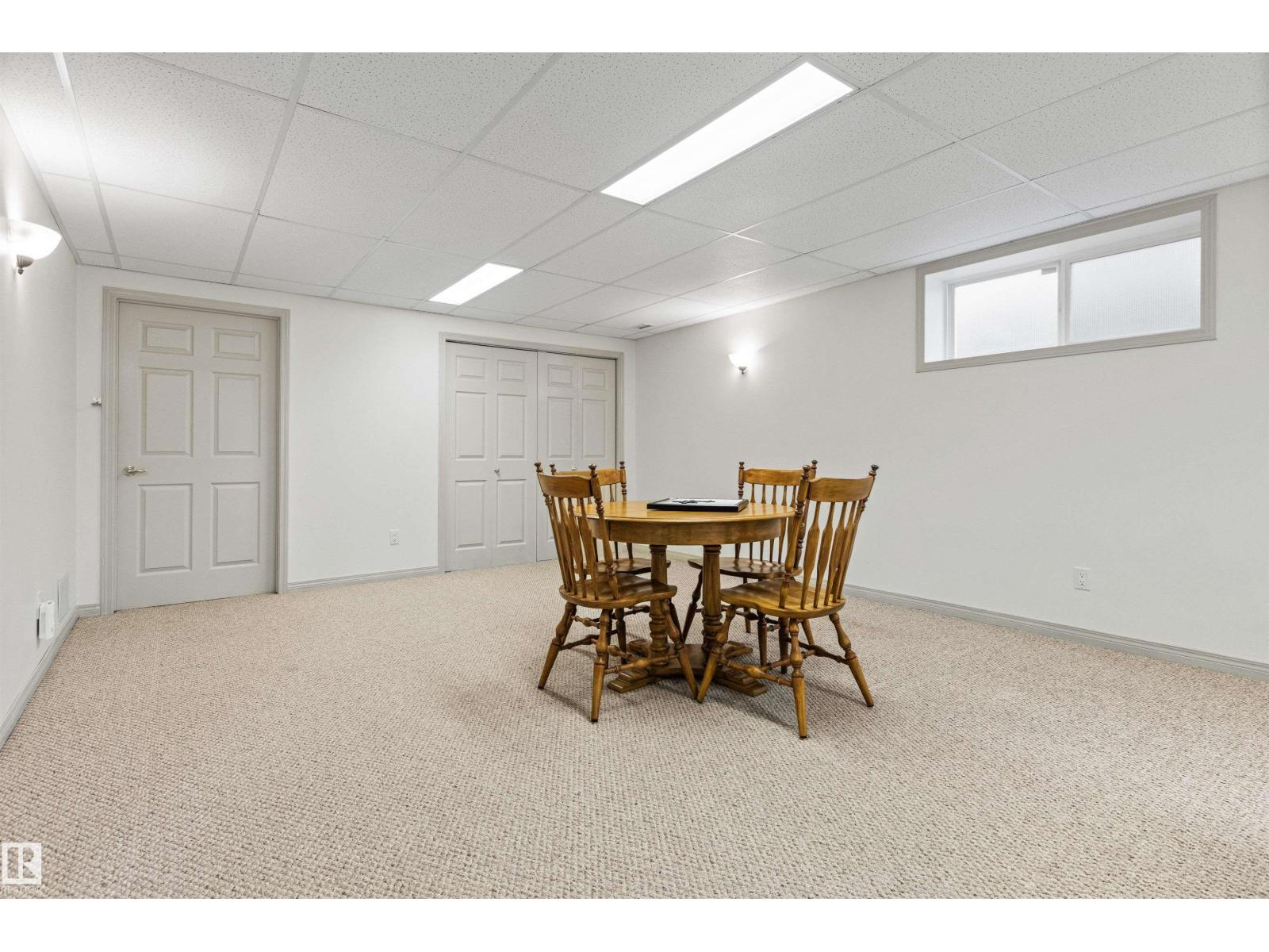 Photo 21 of 36 330 Galbraith Cl Nw, Edmonton AB
