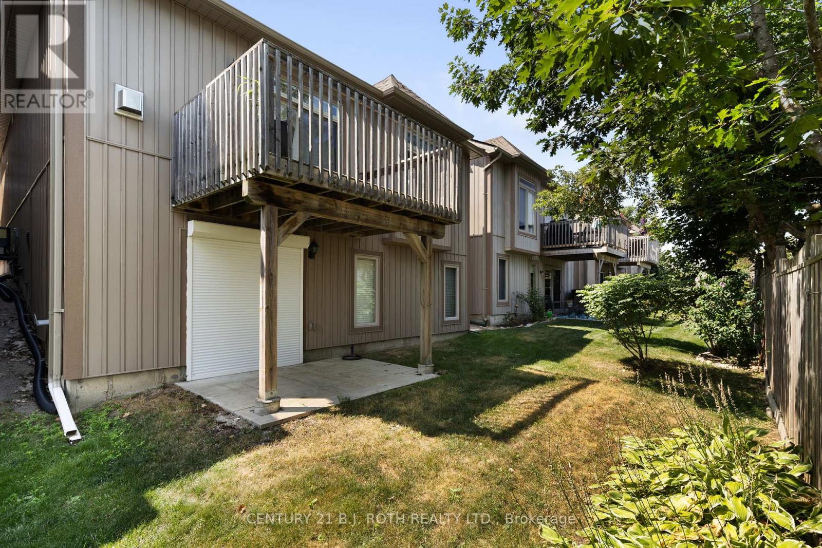 Photo 28 of 8 Canterbury Circle, Orillia ON