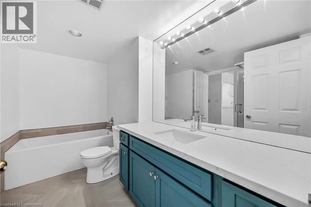 Photo 18 of 22 Southport Street Unit 224, Toronto ON