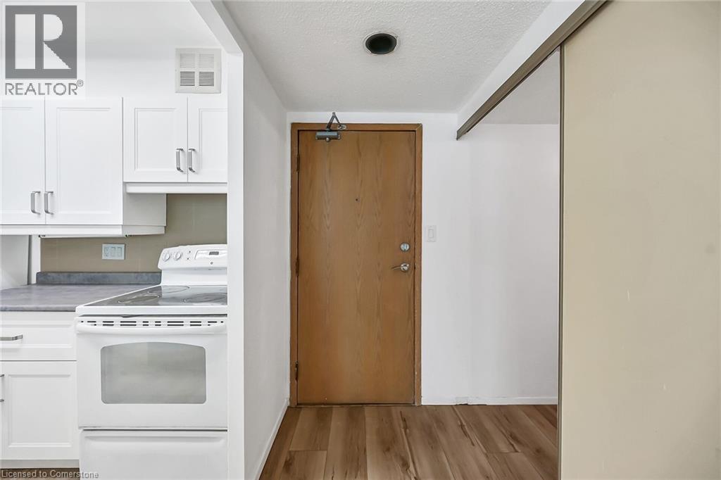Photo 5 of 22 Southport Street Unit 224, Toronto ON