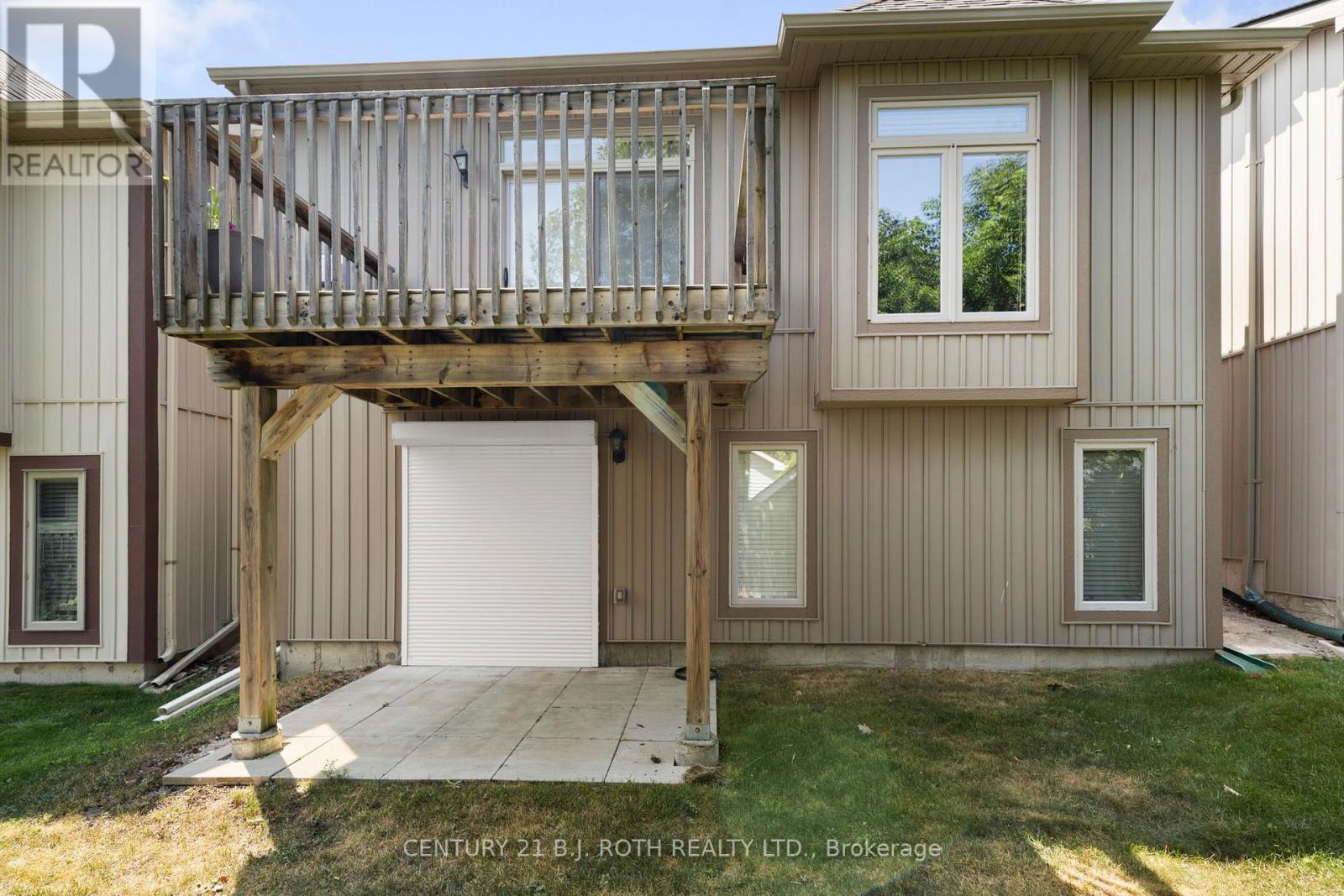 Photo 29 of 8 Canterbury Circle, Orillia ON