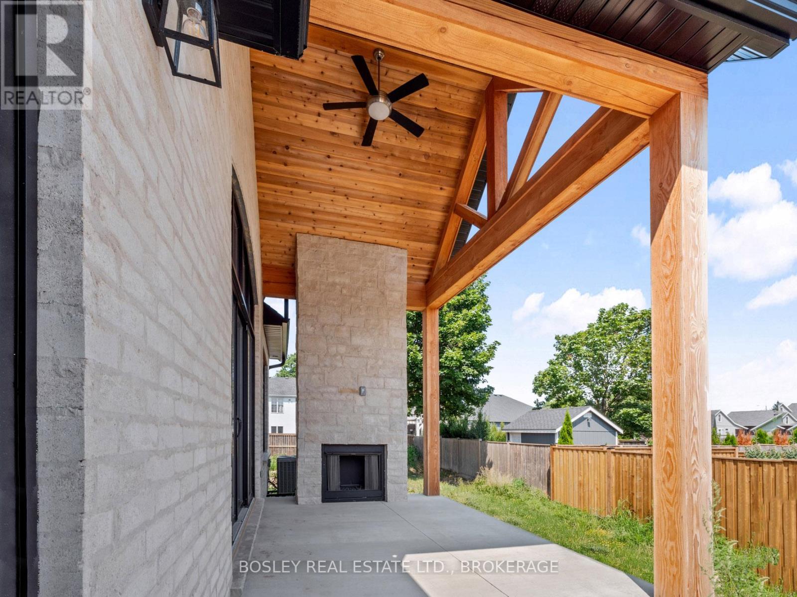 Photo 15 of 9 Oakley Drive, Niagaraonthelake ON