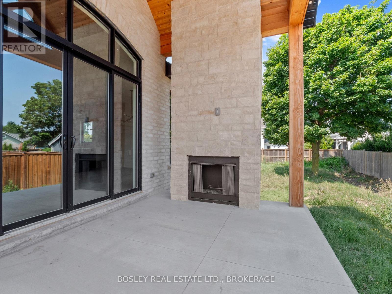 Photo 16 of 9 Oakley Drive, Niagaraonthelake ON