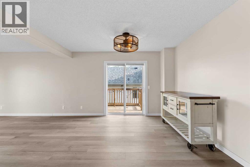 Single Family House Bi-level for Sale in  Laguna Way NE Monterey Park Calgary 