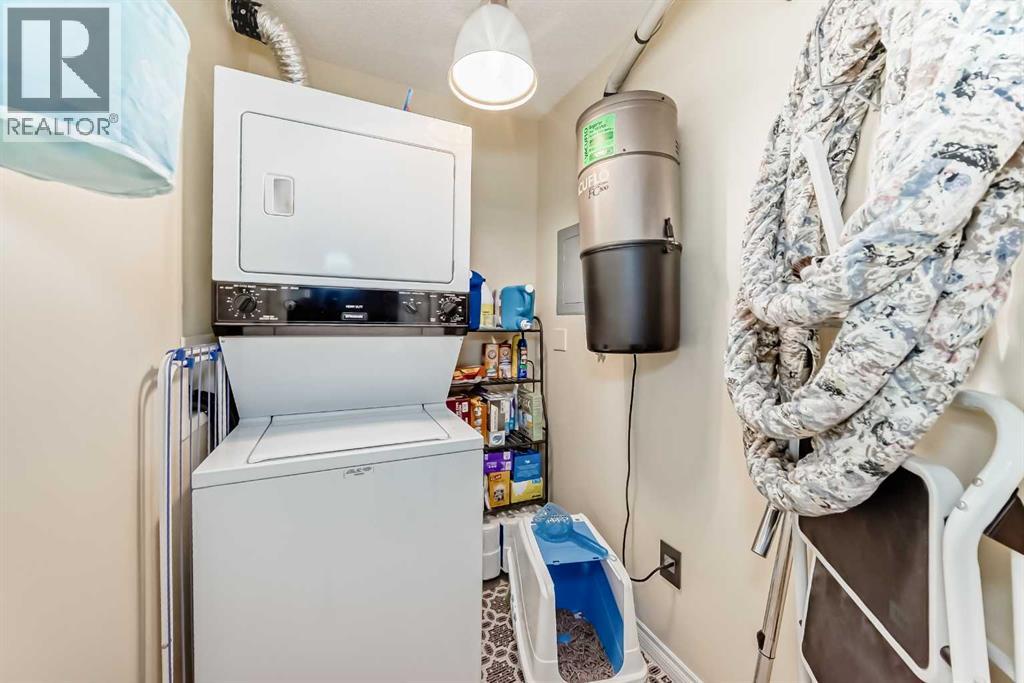 Single Family House for Sale in   Hunterview Drive NW Huntington Hills Calgary 