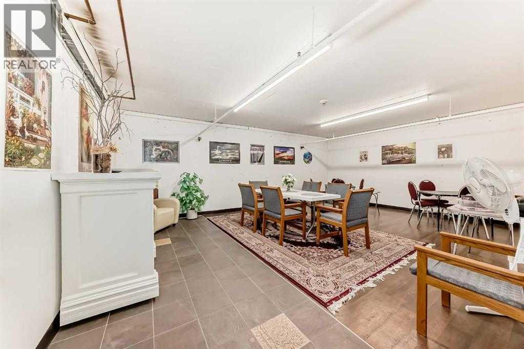 Single Family House for Sale in   Hunterview Drive NW Huntington Hills Calgary 