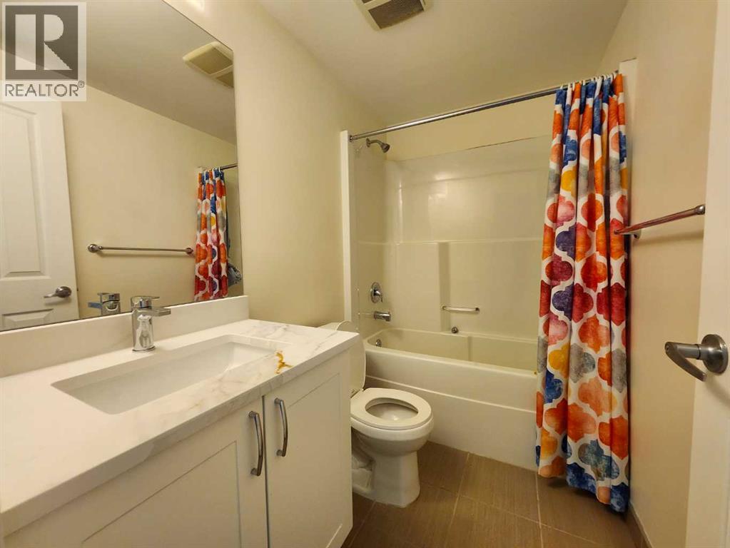 Single Family House for Sale in   Brentwood Common NW Brentwood Calgary 