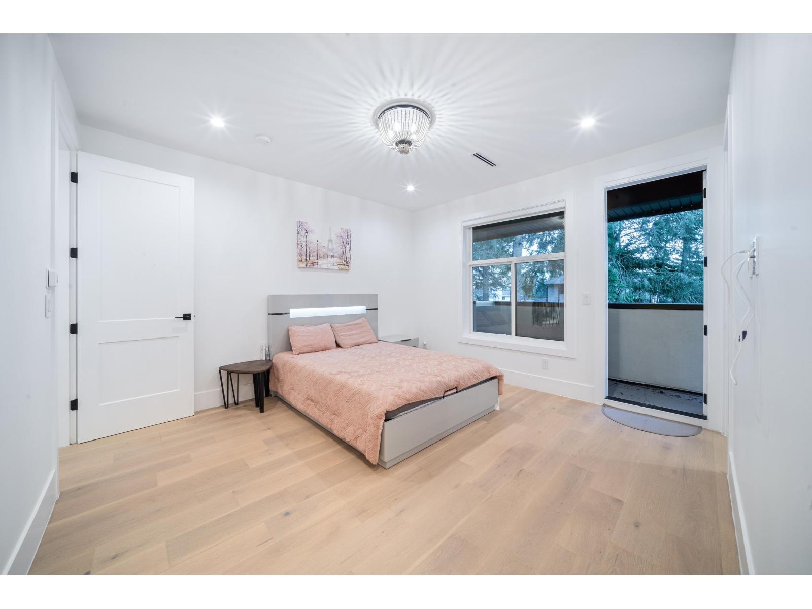 Photo 20 of 14022 20 A Avenue, Surrey BC