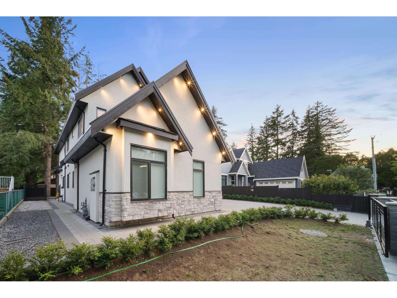 Photo 34 of 14022 20 A Avenue, Surrey BC
