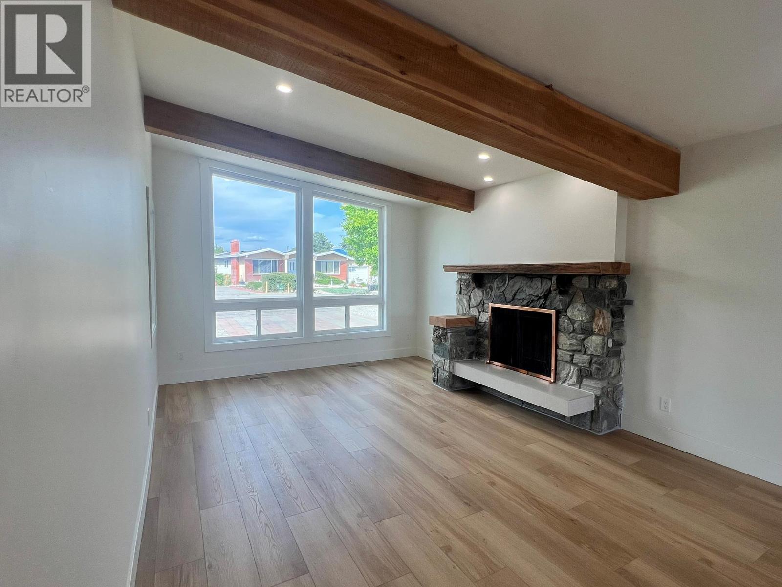 Photo 6 of 1457 Alta Vista Road, Kelowna BC