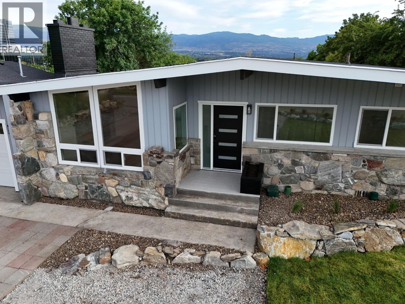 Photo 11 of 1457 Alta Vista Road, Kelowna BC