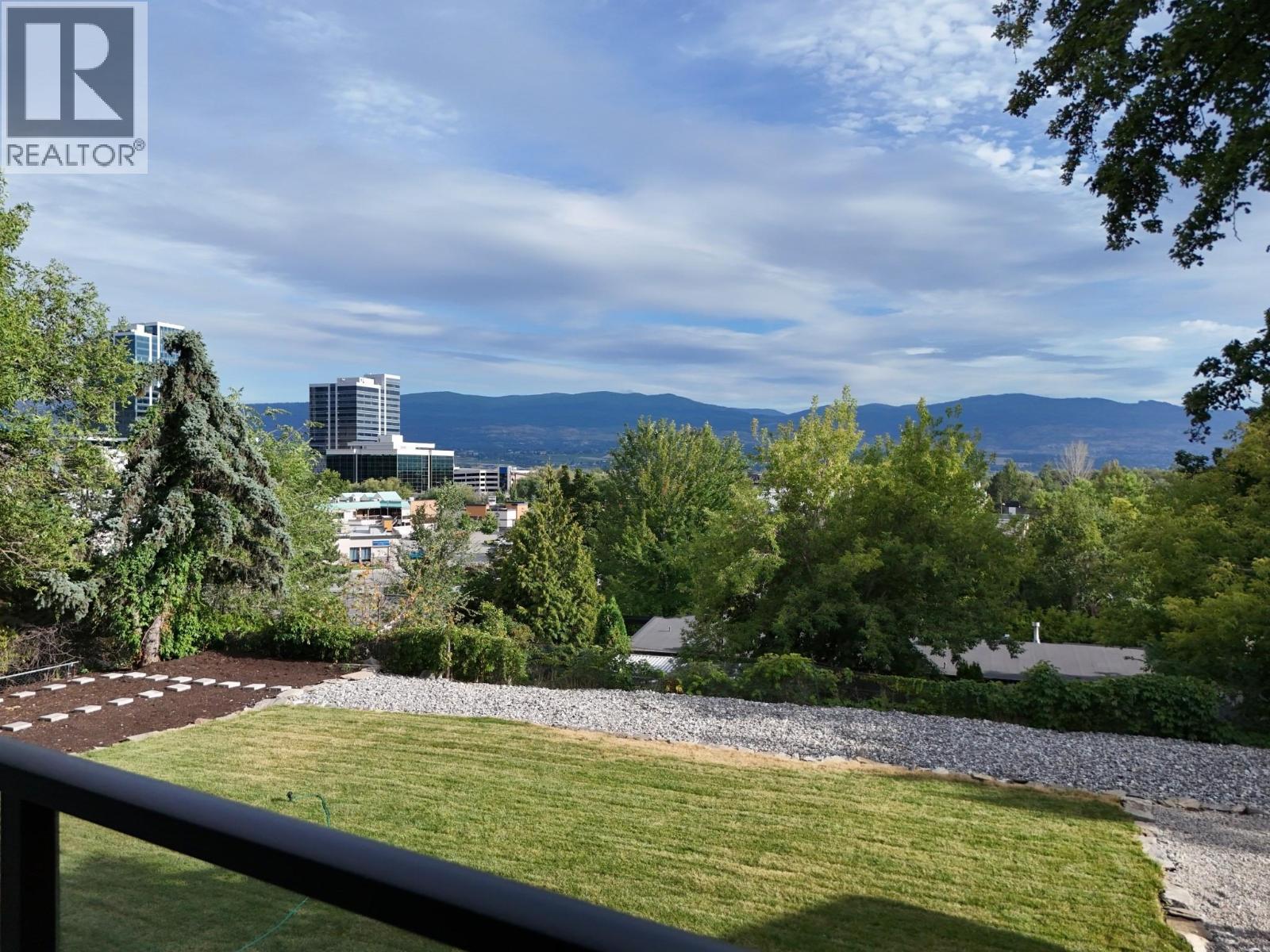Photo 5 of 1457 Alta Vista Road, Kelowna BC