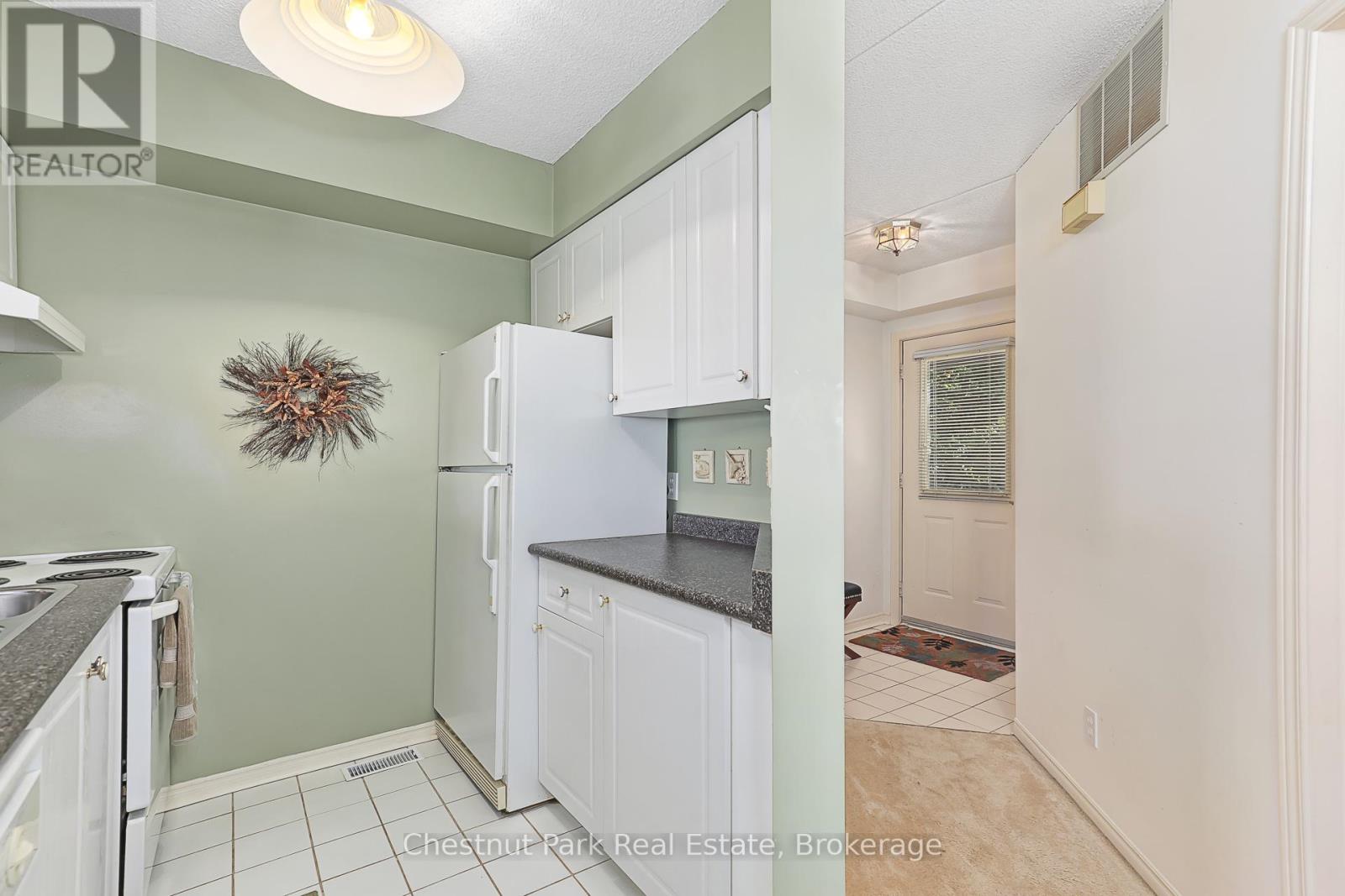 Photo 14 of 701 Johnston Park Avenue, Collingwood ON