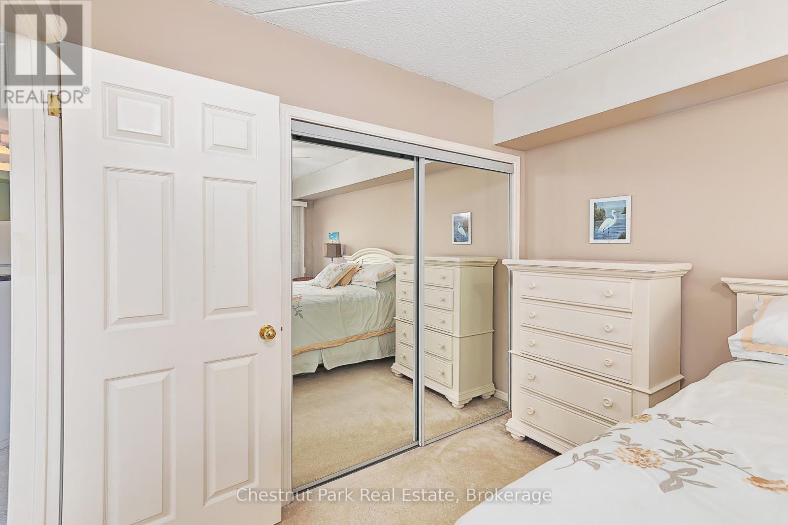 Photo 27 of 701 Johnston Park Avenue, Collingwood ON