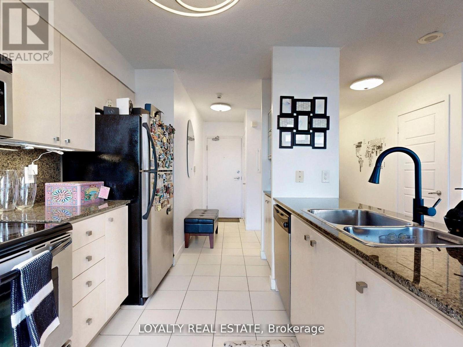 Photo 31 of 5203 11 Brunel Court, Toronto ON
