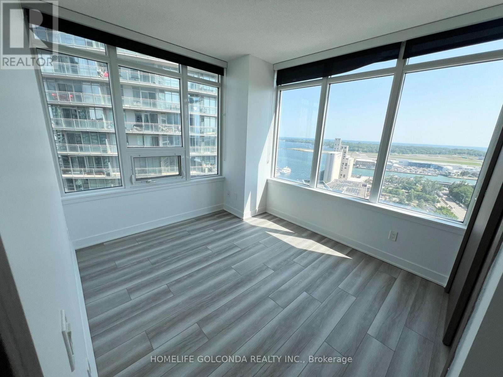 Photo 15 of 2515 17 Bathurst Street, Toronto ON