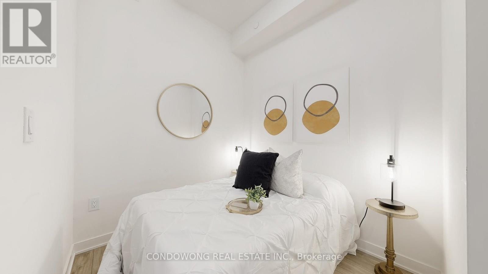 Photo 5 of 1545 135 Lower Sherbourne Street, Toronto ON