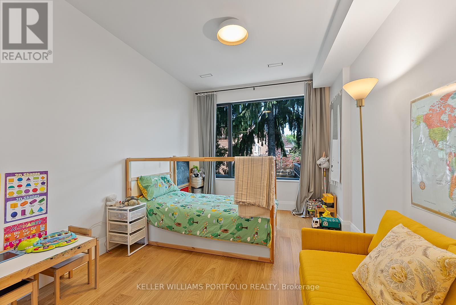 Photo 17 of 493 Sackville Street, Toronto ON