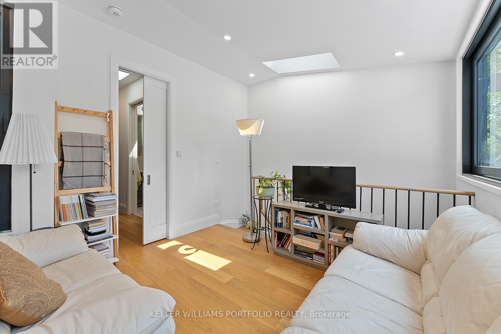 Photo 34 of 493 Sackville Street, Toronto ON