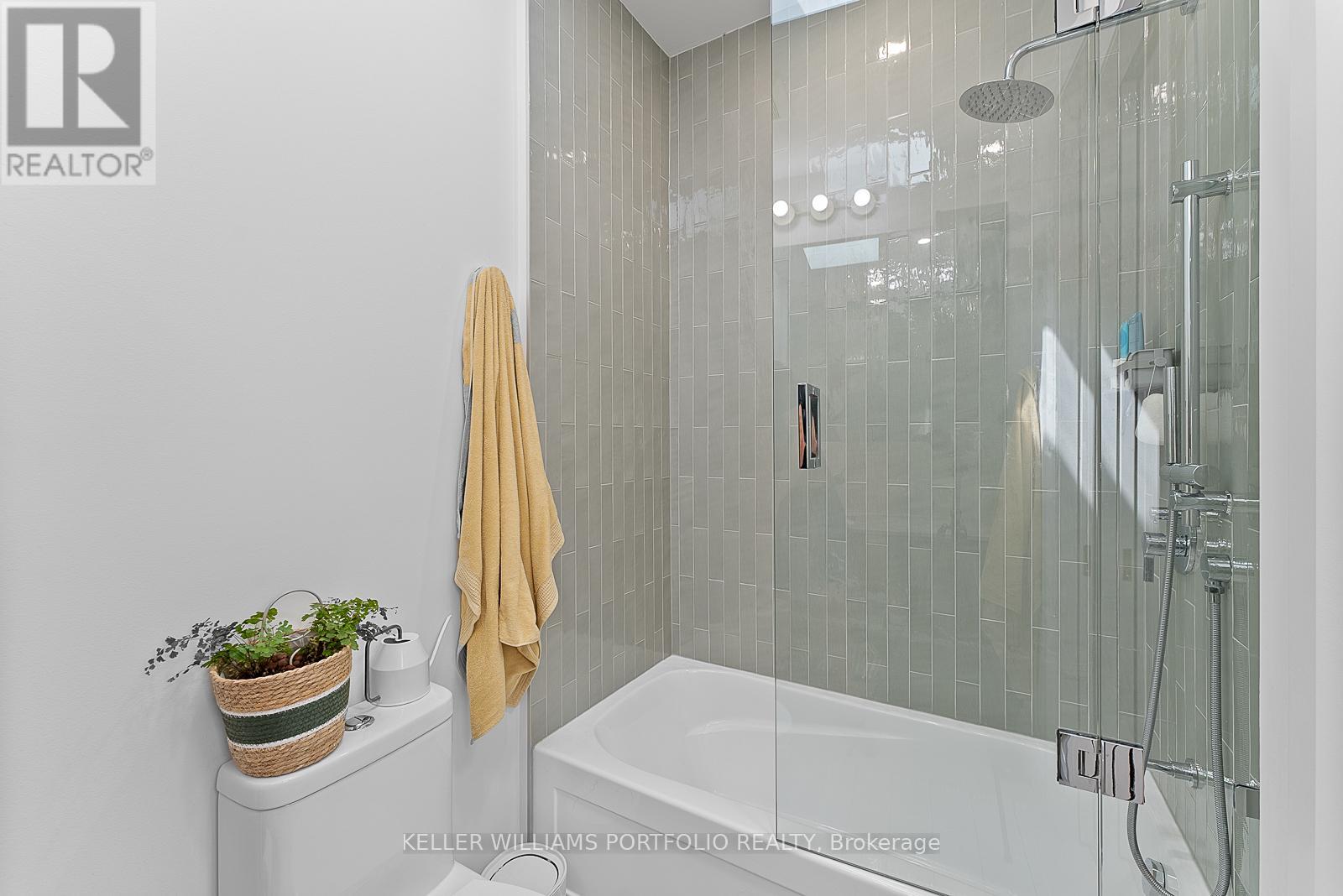 Photo 39 of 493 Sackville Street, Toronto ON