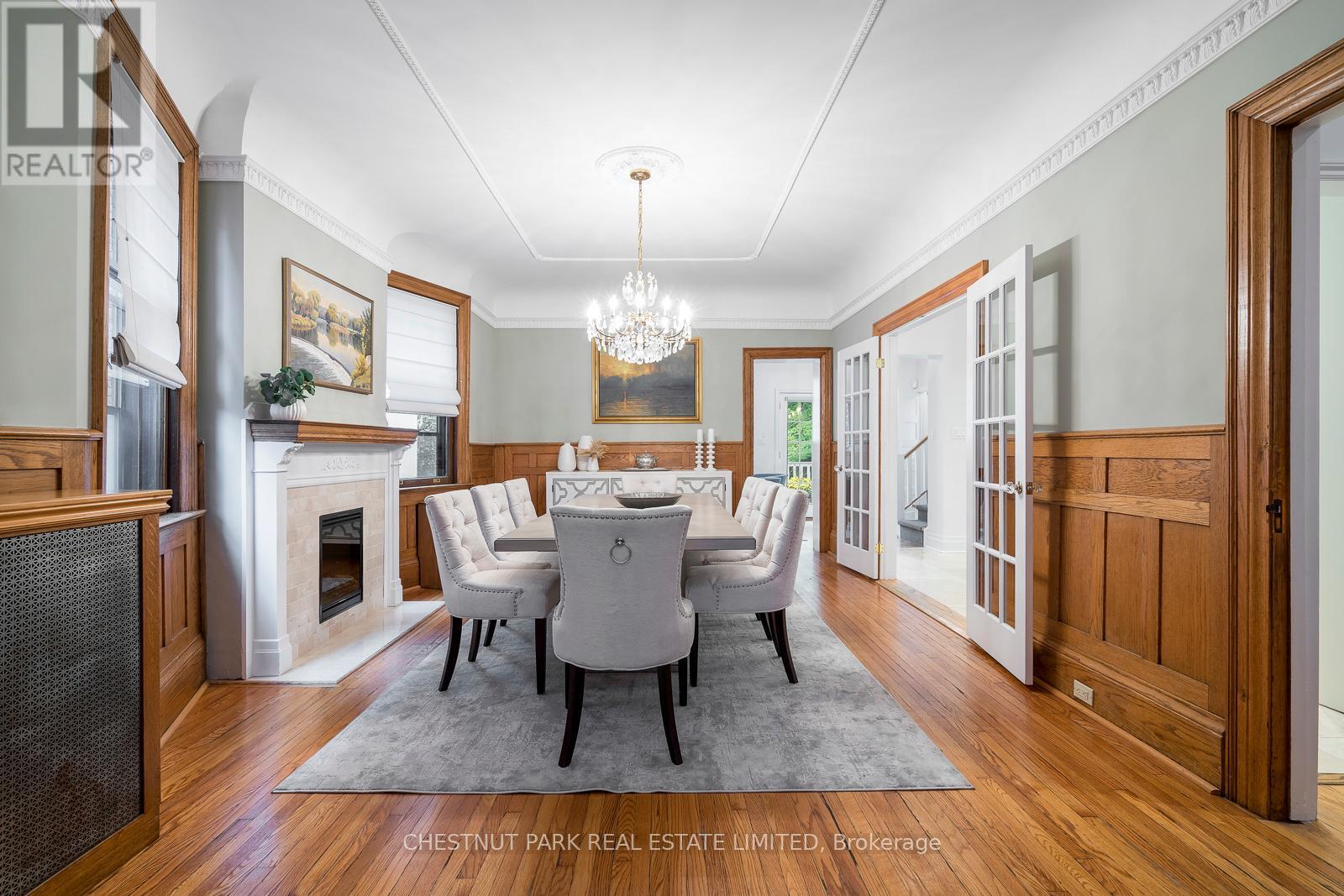 Photo 10 of 40 Admiral Road, Toronto ON