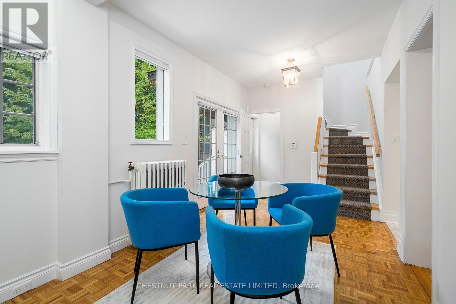 Photo 15 of 40 Admiral Road, Toronto ON