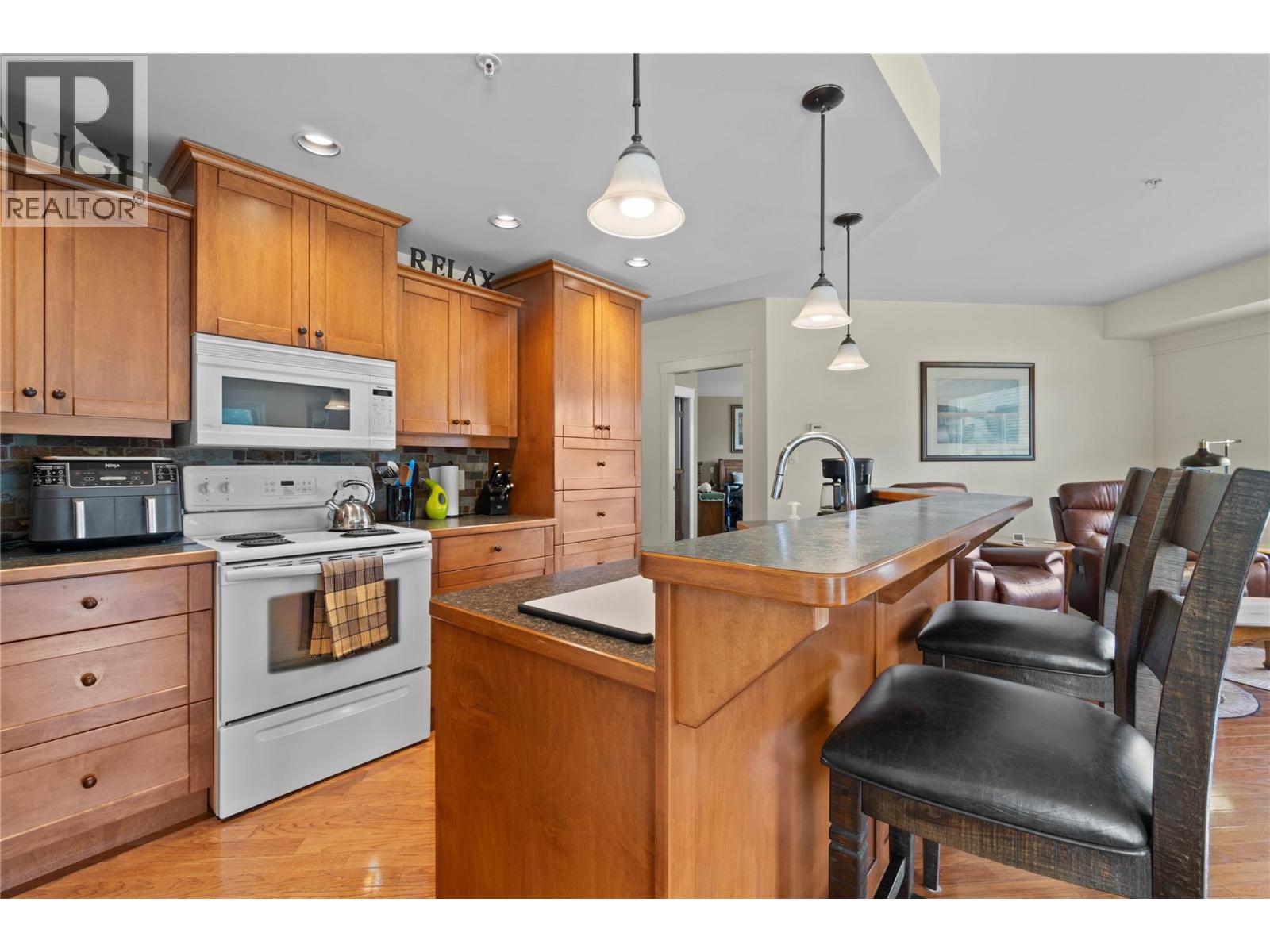 Photo 15 of 611 Shuswap Street Sw Unit 203, Salmon Arm BC