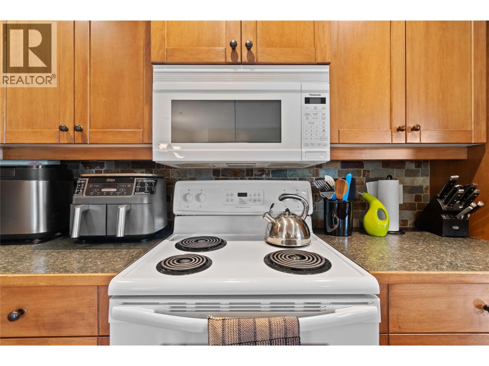 Photo 18 of 611 Shuswap Street Sw Unit 203, Salmon Arm BC