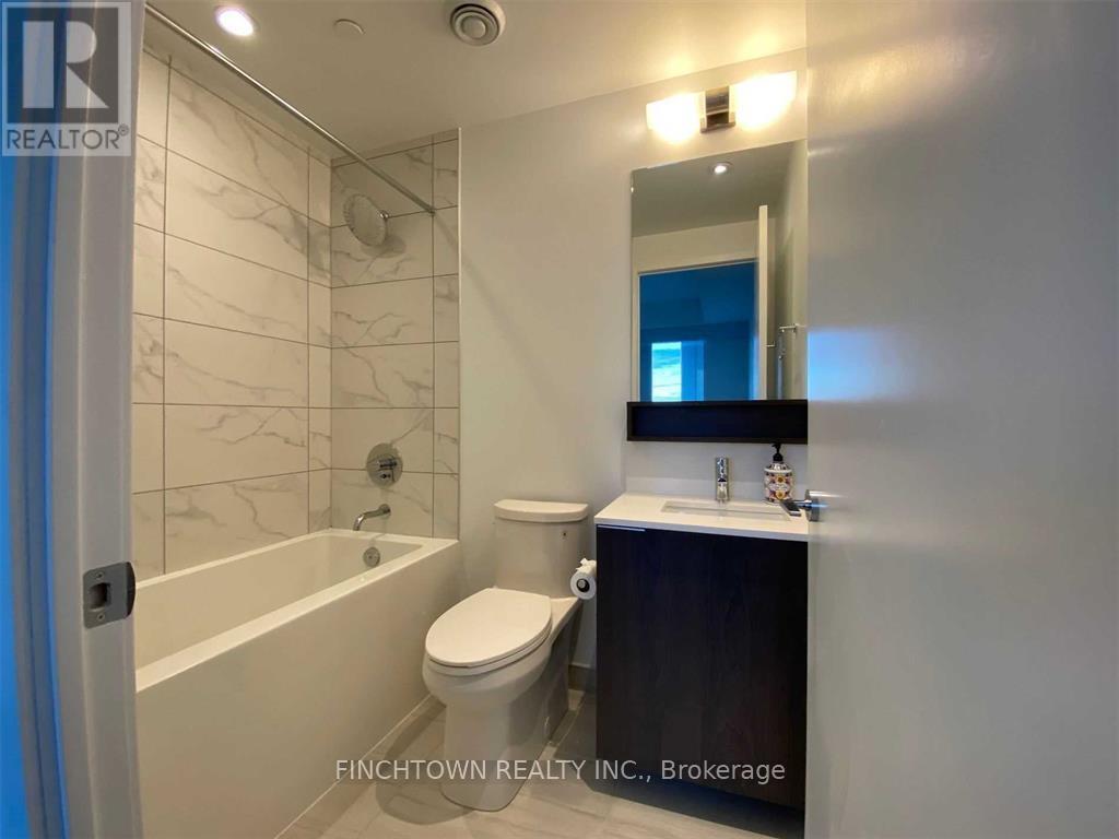 Photo 12 of 6109 950 Portage Parkway, Vaughan ON