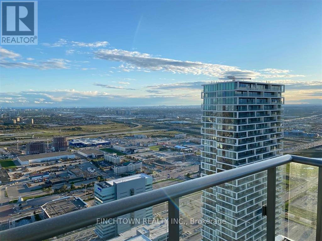Photo 3 of 6109 950 Portage Parkway, Vaughan ON