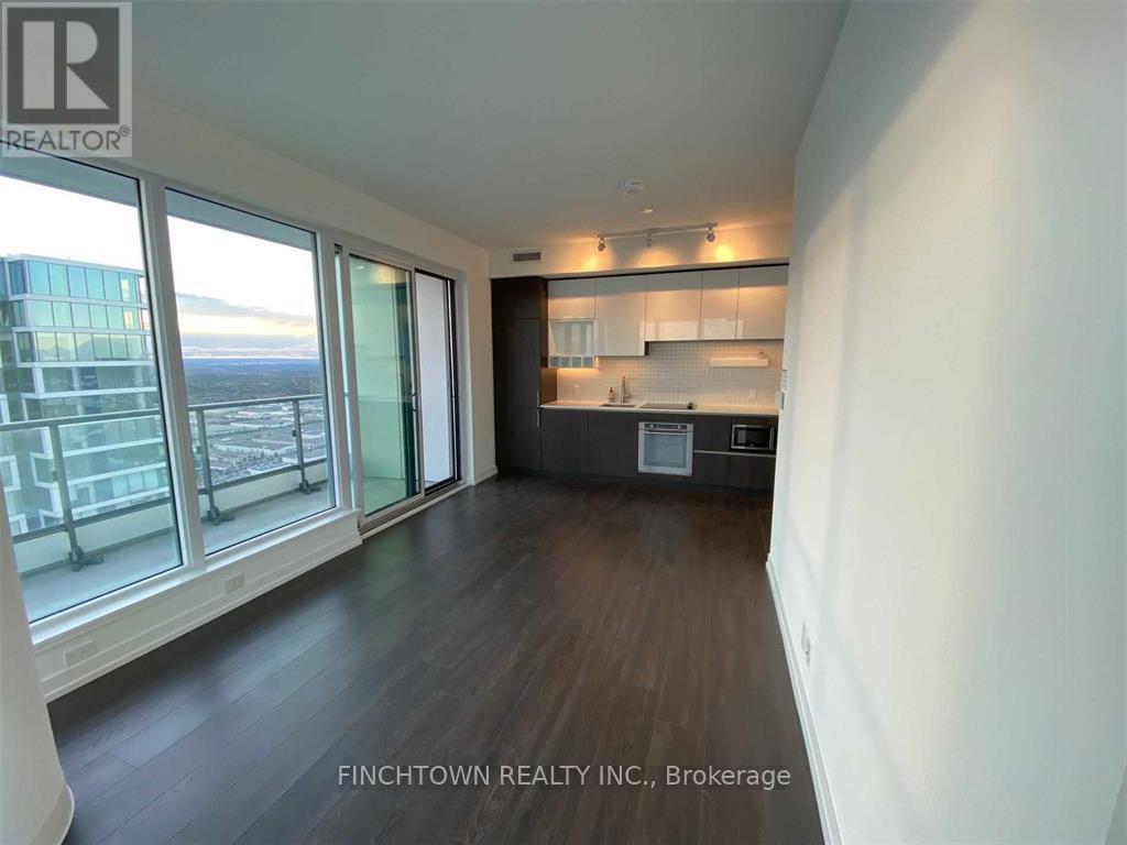 Photo 7 of 6109 950 Portage Parkway, Vaughan ON