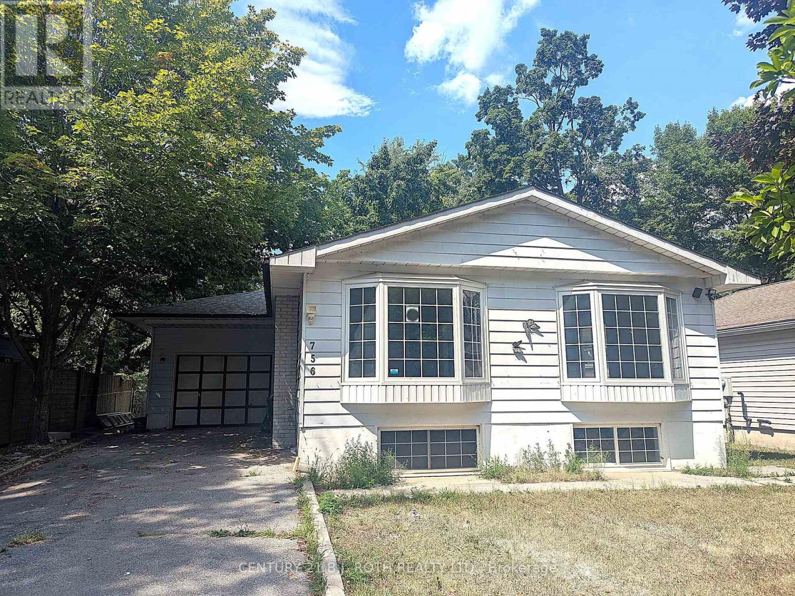 Photo 1 of 756 Hastings Avenue, Innisfil ON