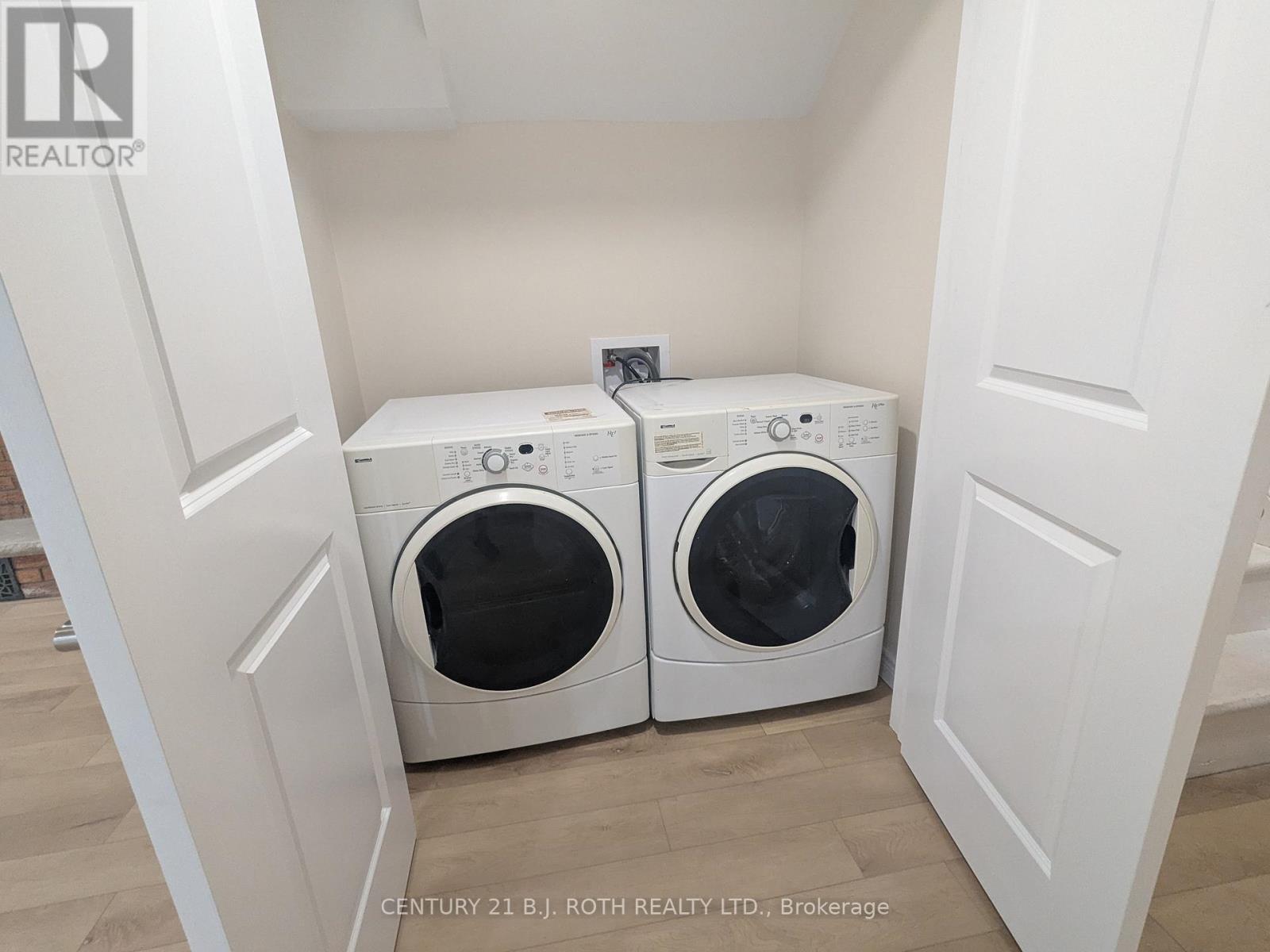 Photo 13 of 756 Hastings Avenue, Innisfil ON