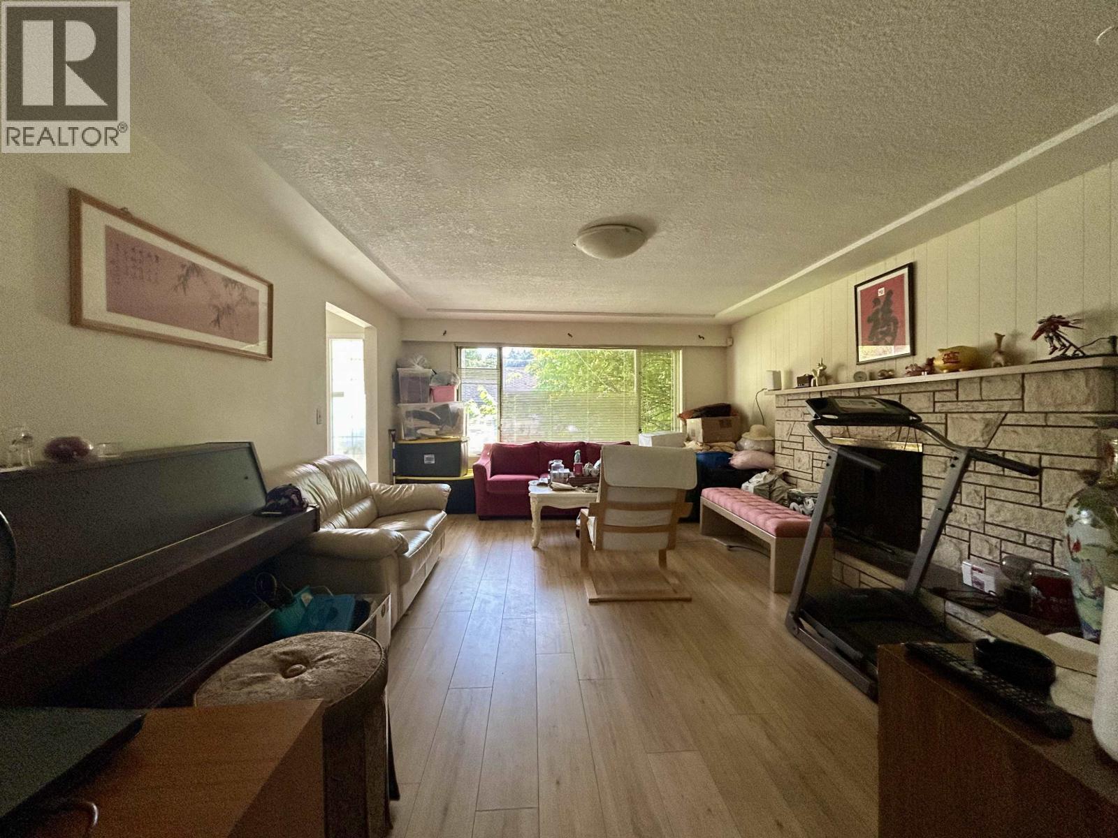 8511 SPIRES Road, Richmond