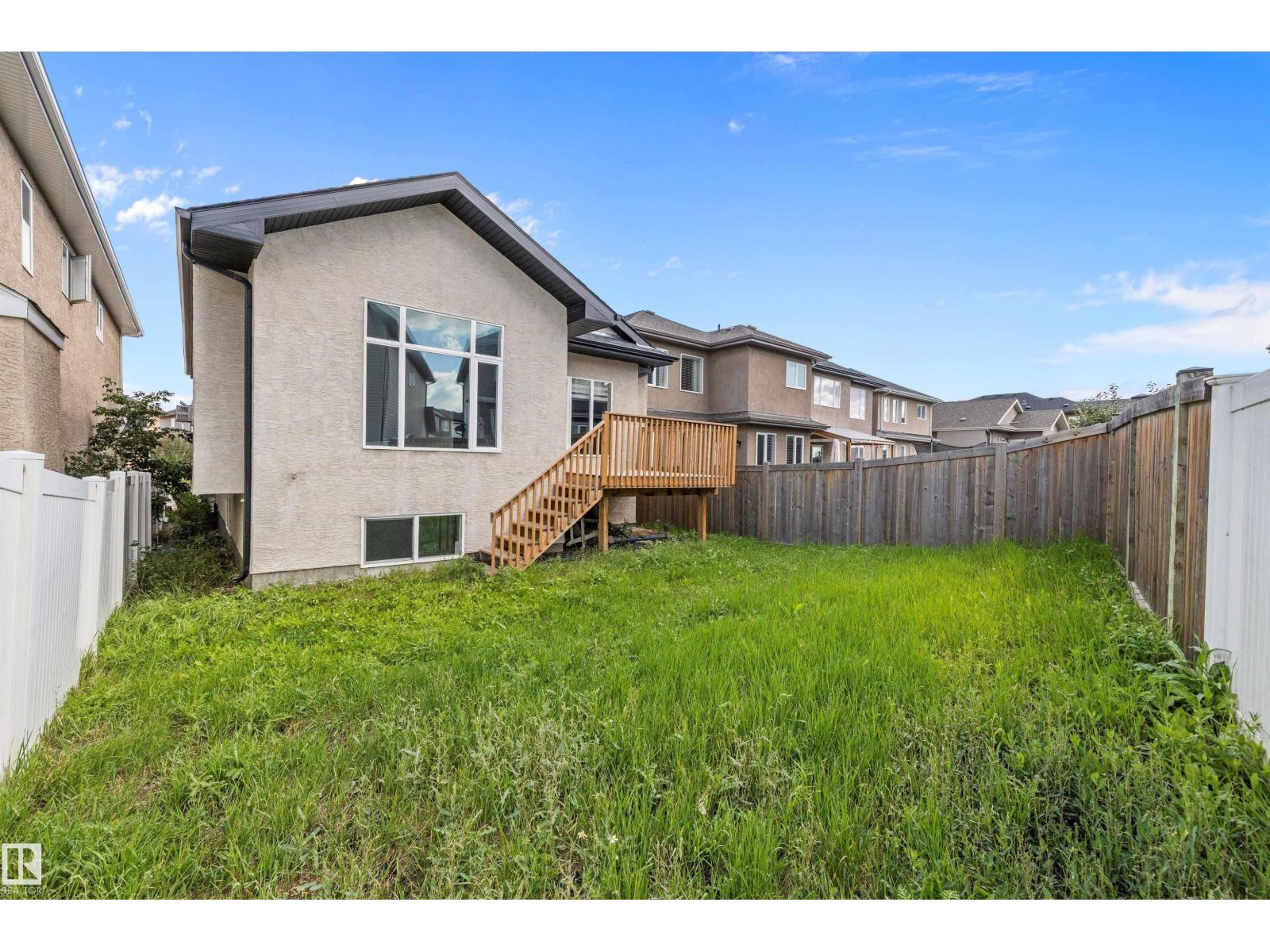 Photo 49 of 550 Albany Wy Nw, Edmonton AB