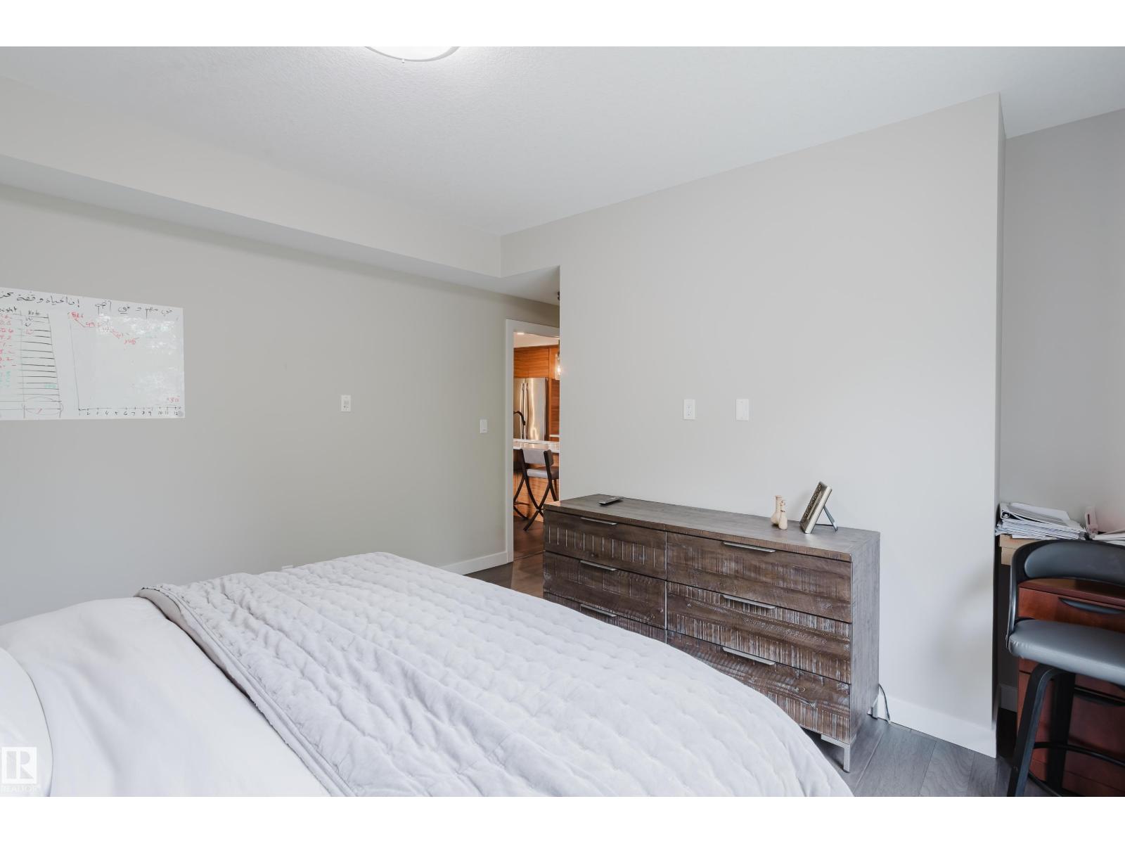 Photo 19 of 204 11710 87 Av Nw, Edmonton AB