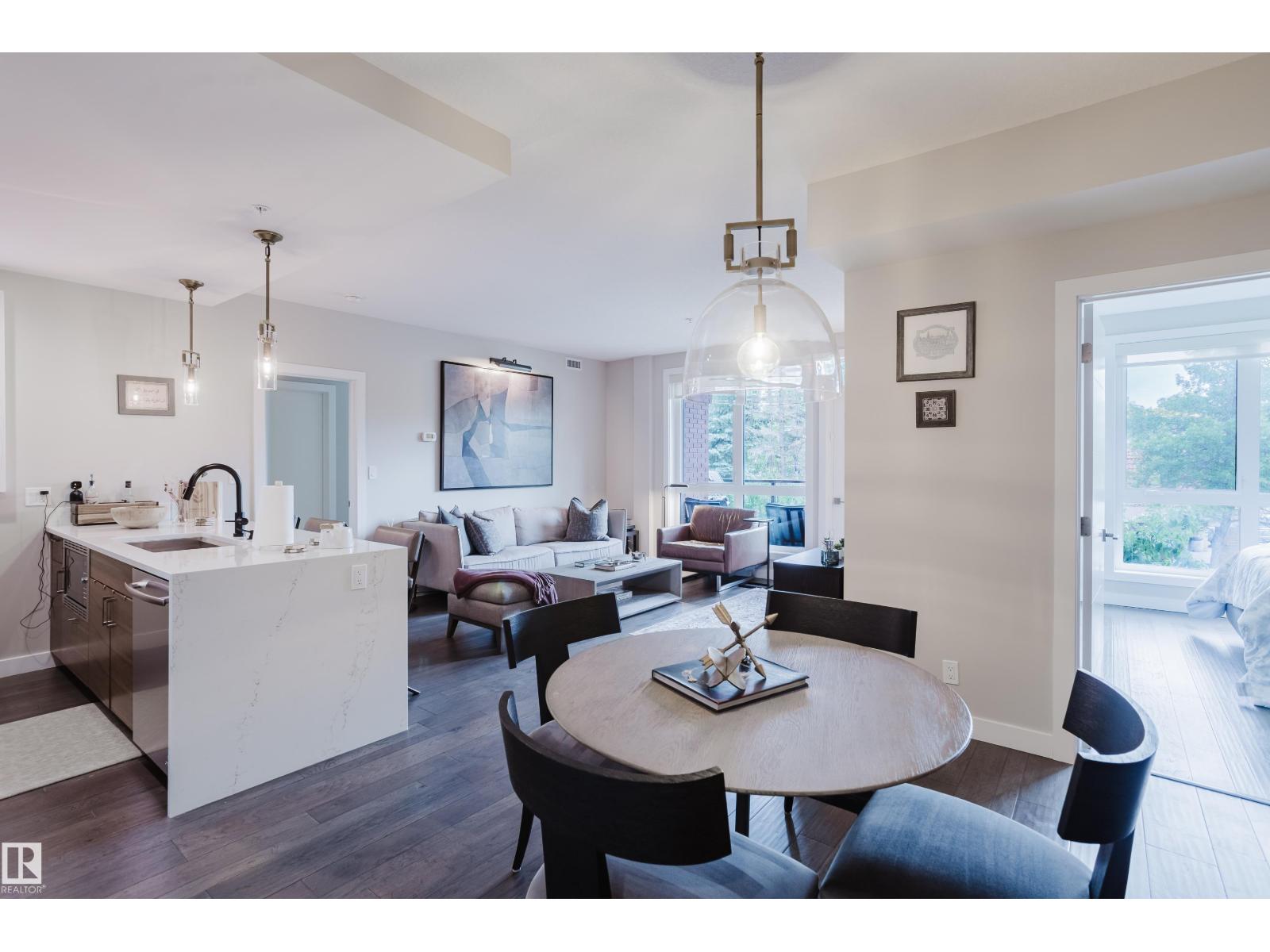 Photo 5 of 204 11710 87 Av Nw, Edmonton AB