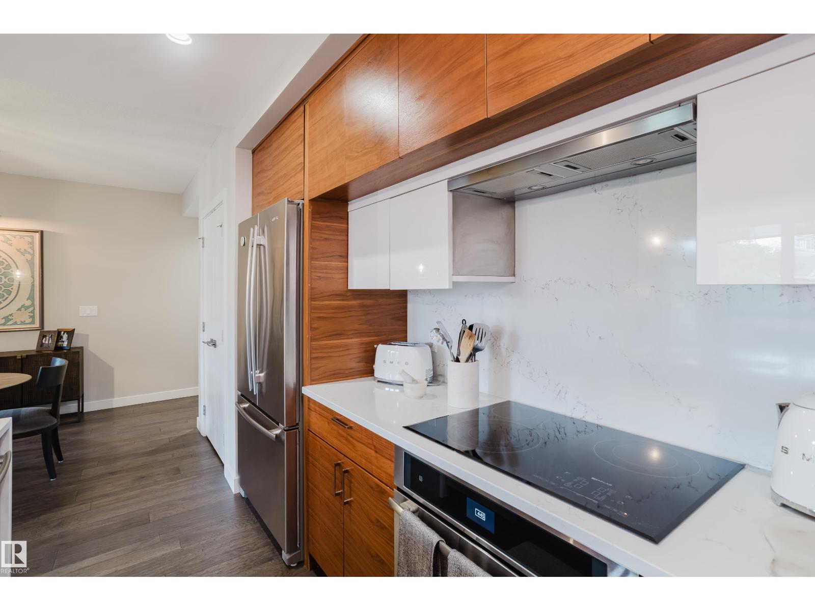 Photo 10 of 204 11710 87 Av Nw, Edmonton AB