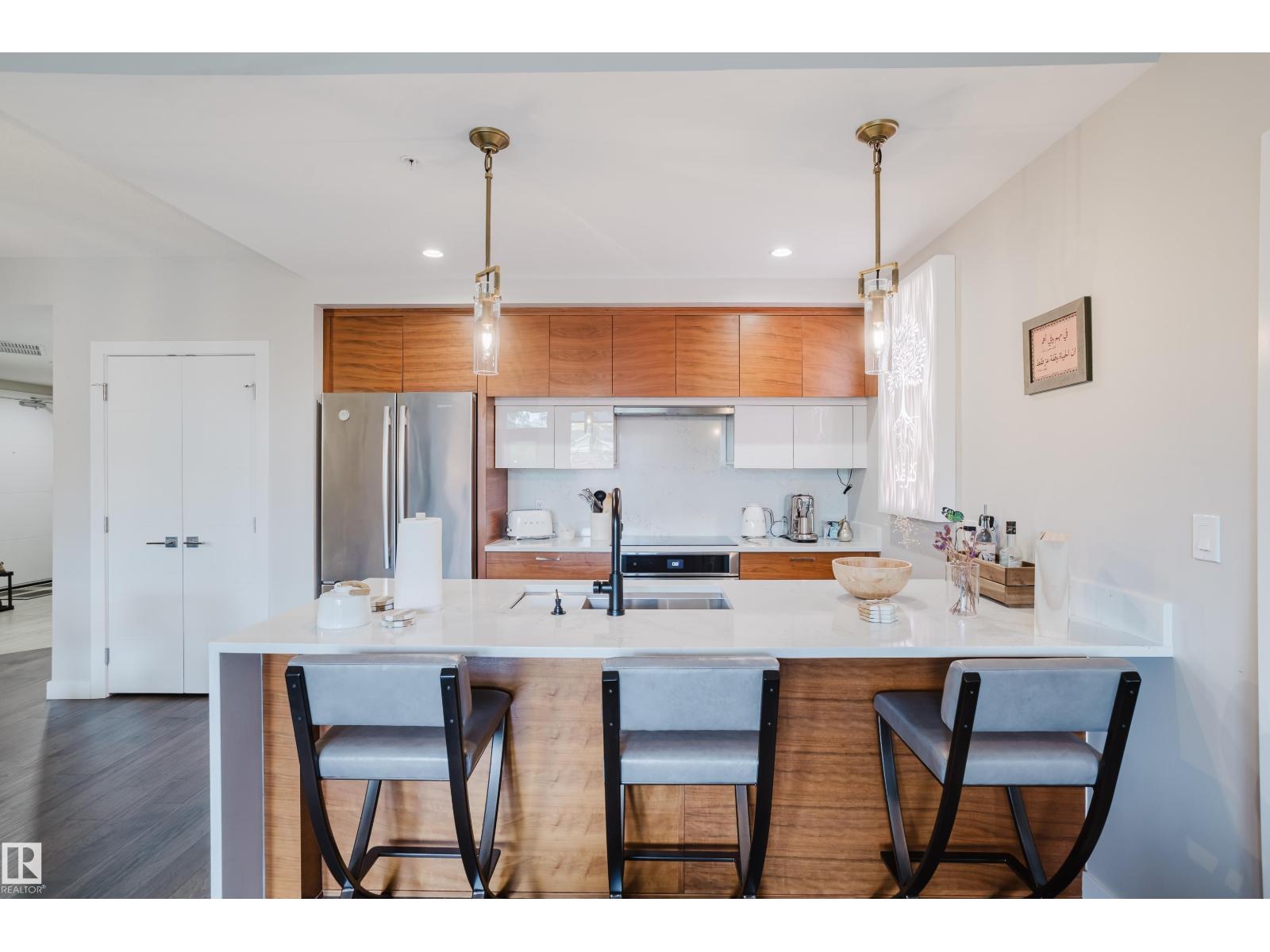 Photo 7 of 204 11710 87 Av Nw, Edmonton AB